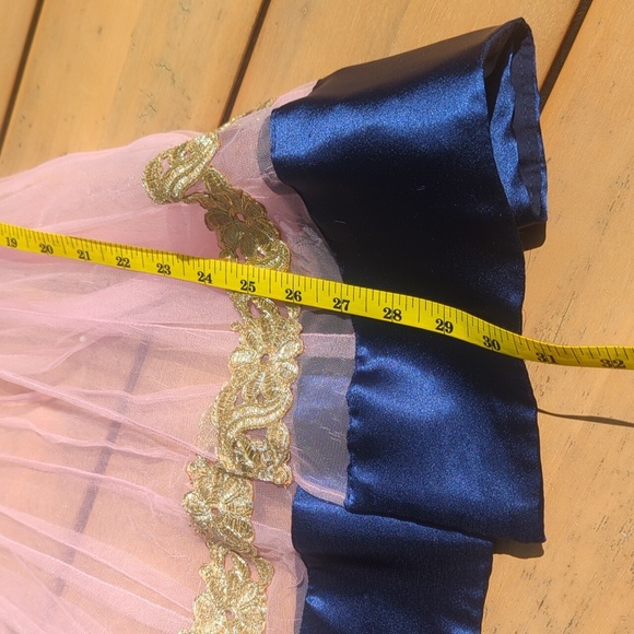 Girls Elegant Velvet & Pink Two-Piece Indian Punjabi Outfit - Size 3-5 Like New - Picture 7 of 8
